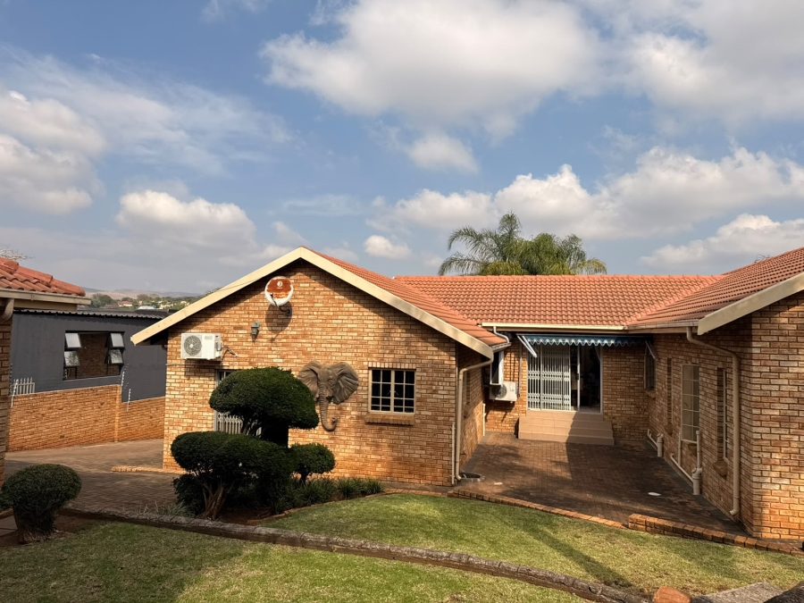 4 Bedroom Property for Sale in Cashan North West